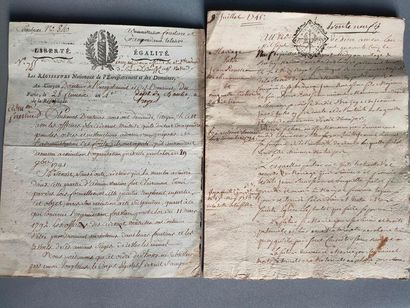 Deux documents manuscrits , l'un double pages...